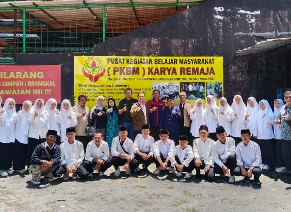 EMS Dukung Try Out Gratis PKBM di Bandung